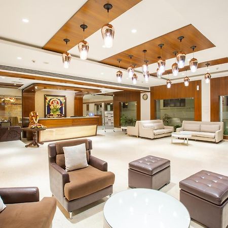 Hotel Saradha Grande Pudukkottai Exteriér fotografie