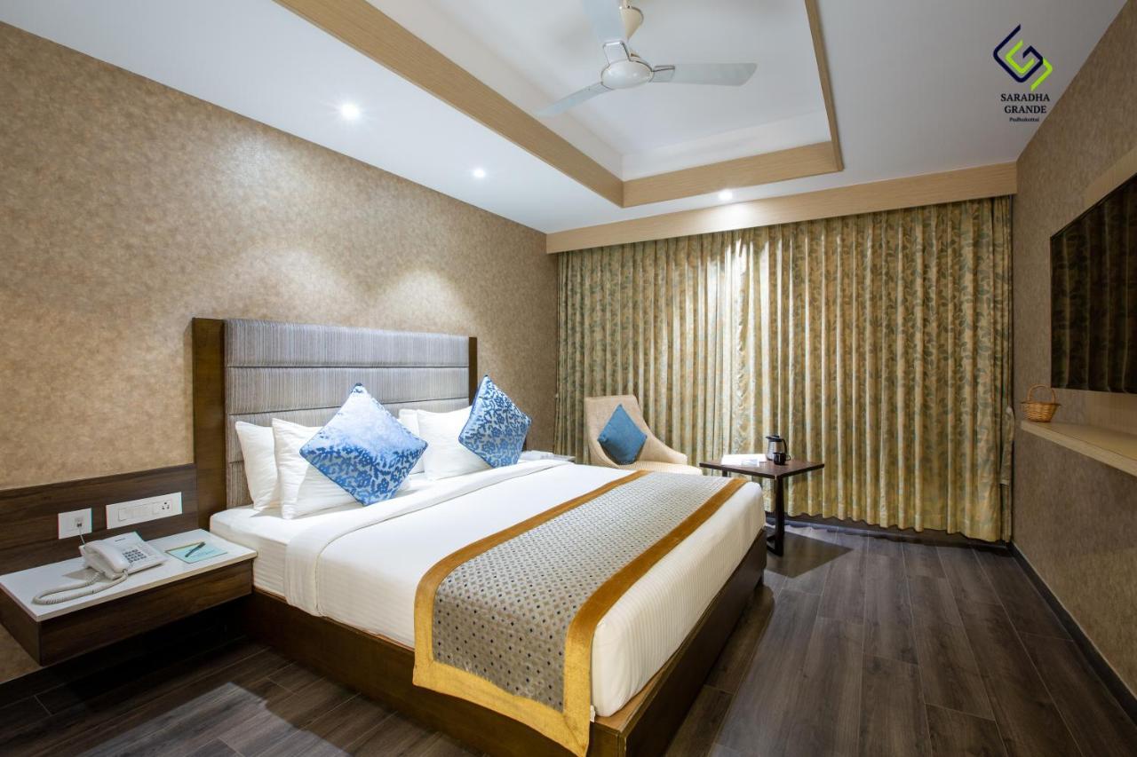 Hotel Saradha Grande Pudukkottai Exteriér fotografie