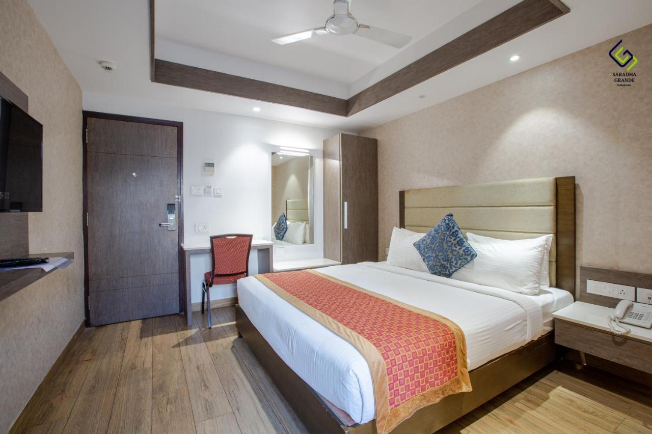 Hotel Saradha Grande Pudukkottai Exteriér fotografie